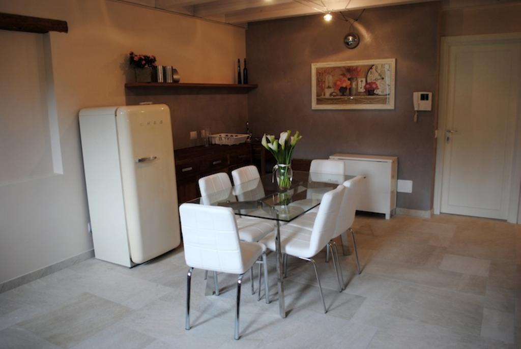 Bed And Breakfast Castello Villafranca di Verona Exterior foto